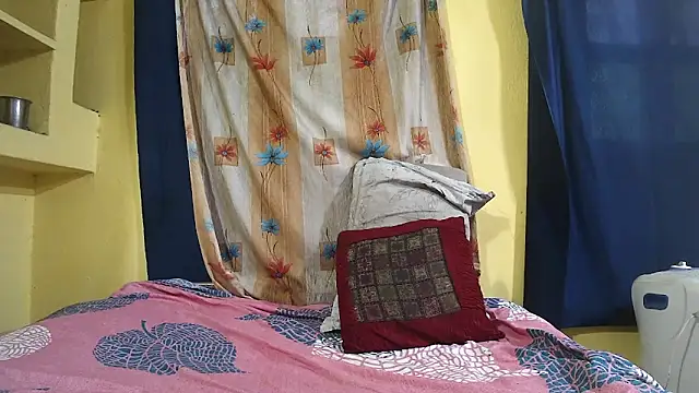 Cute boy2000 online show from January 5, 2025, 11:04 am