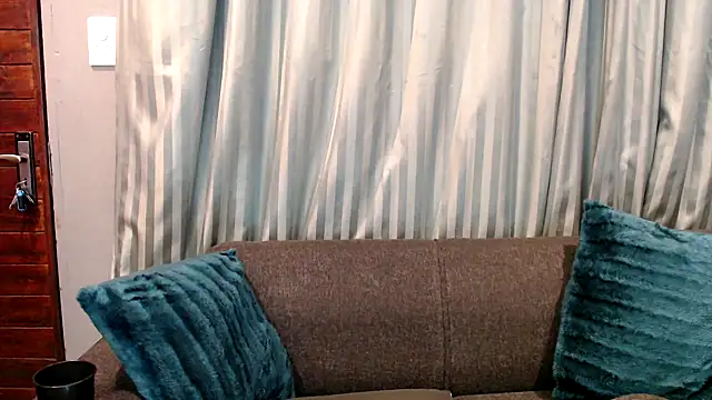 CancerGodessX online show from November 26, 2025, 8:42 pm