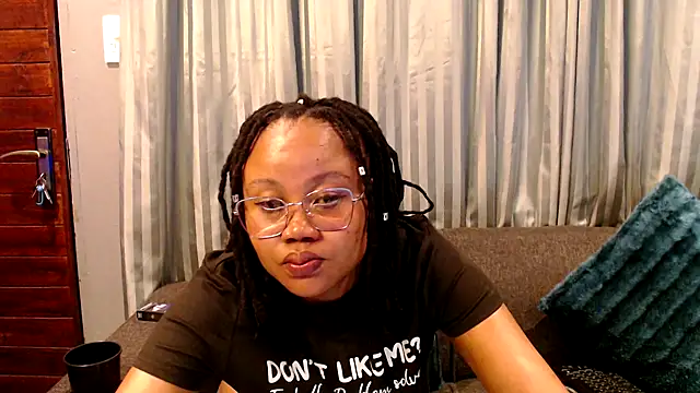 CancerGodessX online show from November 9, 2025, 10:36 pm