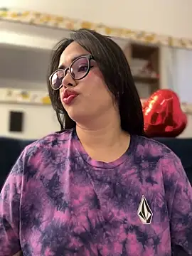 Snapshot of andra_rose chatting on February 10, 2025, 11:13 pm andra rose online show from February 10, 2025, 11:13 pm
