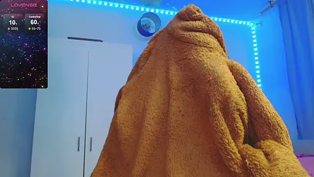 Snapshot of Martina_Dash chatting on February 24, 2025, 10:47 pm Martina Dash online show from February 24, 2025, 10:47 pm