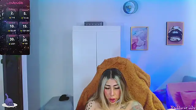 Snapshot of Martina_Dash chatting on March 3, 2025, 8:11 pm Martina Dash online show from March 3, 2025, 8:11 pm