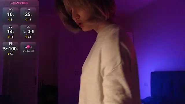 iilovetomatoes online show from April 16, 2026, 9:39 pm