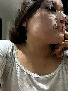 LuceroRm online show from December 23, 2025, 4:34 am