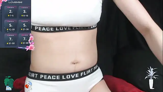 Snapshot of Japanese_Housewife chatting on February 14, 2026, 2:39 pm Japanese Housewife online show from February 14, 2026, 2:39 pm