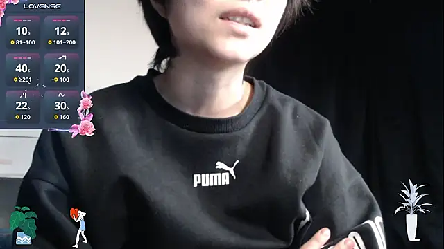 Snapshot of Japanese_Housewife chatting on December 5, 2025, 2:48 pm Japanese Housewife online show from December 5, 2025, 2:48 pm