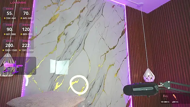 Snapshot of haylie_ chatting on March 8, 2025, 9:40 pm haylie  online show from March 8, 2025, 9:40 pm