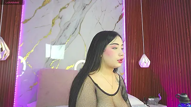 Snapshot of haylie_ chatting on February 25, 2025, 2:47 am haylie  online show from February 25, 2025, 2:47 am