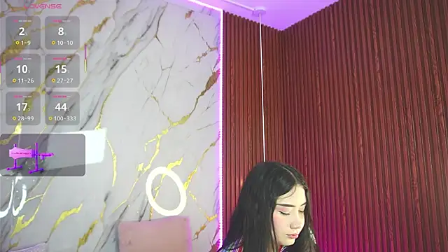 Snapshot of haylie_ chatting on February 28, 2025, 6:54 am haylie  online show from February 28, 2025, 6:54 am