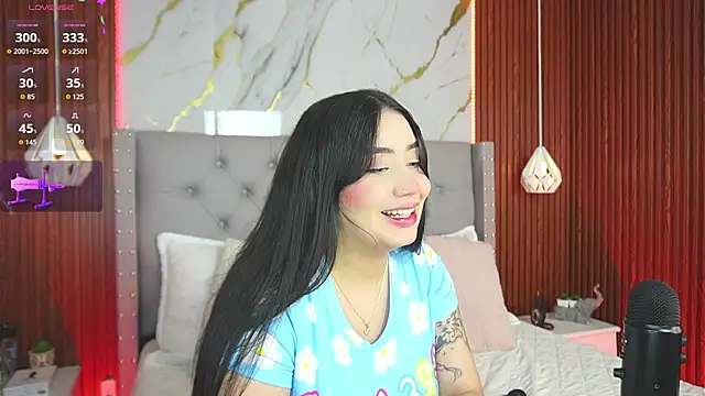 Snapshot of haylie_ chatting on October 6, 2025, 2:24 am haylie  online show from October 6, 2025, 2:24 am