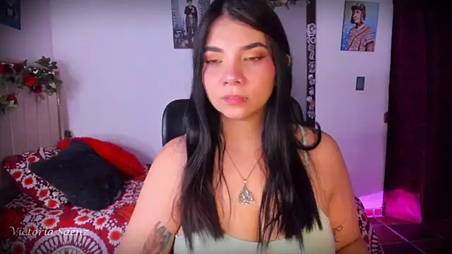 victoriaasaenz  online show from May 29, 2026, 1:00 am