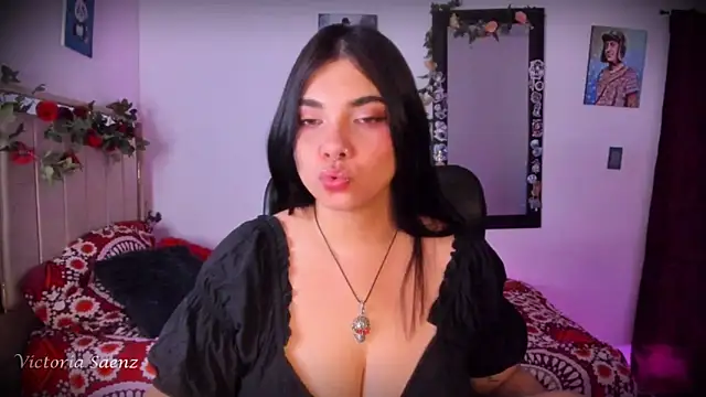victoriaasaenz  online show from June 2, 2026, 12:54 am