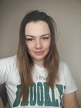 KrissSexi online show from May 14, 2026, 4:20 am
