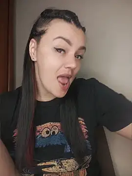KrissSexi online show from May 24, 2026, 4:51 pm