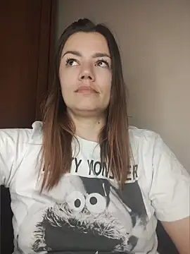 KrissSexi online show from April 7, 2026, 4:58 am