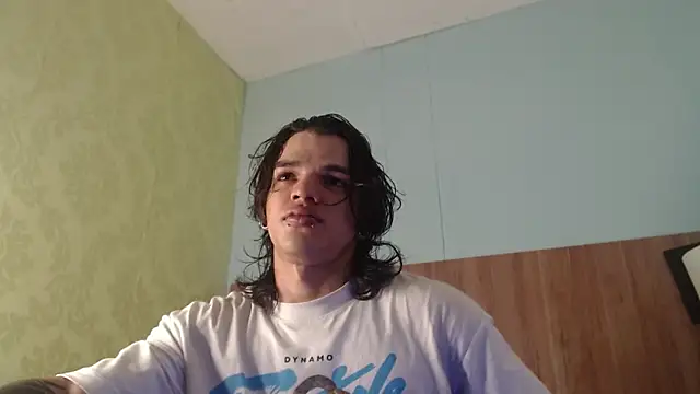 Snapshot of AlbertBernal69 chatting on September 24, 2025, 3:13 am AlbertBernal69 online show from September 24, 2025, 3:13 am