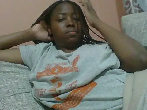 Neith online show from October 19, 2025, 7:49 pm