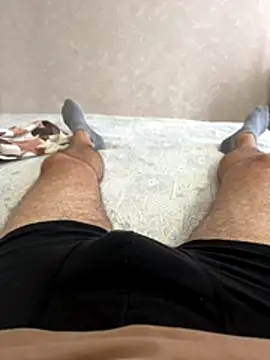 Snapshot of mihaixxx1 chatting on November 13, 2025, 11:25 am mihaixxx1 online show from November 13, 2025, 11:25 am