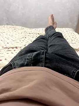 Snapshot of mihaixxx1 chatting on October 22, 2025, 3:11 pm mihaixxx1 online show from October 22, 2025, 3:11 pm