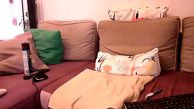 Snapshot of chrichri38@xh chatting on April 11, 2026, 8:40 am chrichri38xh online show from April 11, 2026, 8:40 am