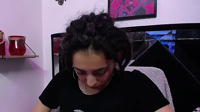 Snapshot of ORIANNA_BODMOD chatting on December 24, 2024, 3:05 pm ORIANNA BODMOD online show from December 24, 2024, 3:05 pm