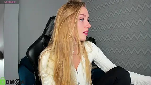 Barbie Lis online show from October 20, 2025, 12:45 am