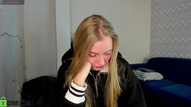 Snapshot of Barbie_Lis chatting on February 3, 2026, 12:54 am Barbie Lis online show from February 3, 2026, 12:54 am