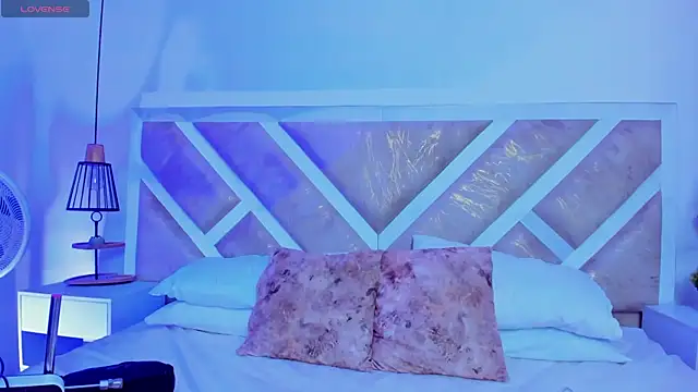 ZiaCalifa online show from February 22, 2026, 12:07 pm