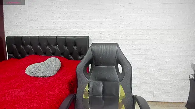 lauren ashlee online show from December 17, 2024, 4:32 pm