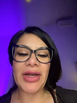 Insane Issa online show from March 18, 2025, 6:39 pm