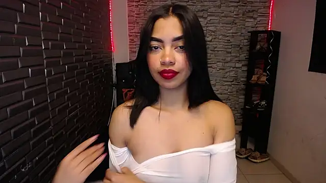 keizy  conte online show from March 18, 2026, 1:02 pm