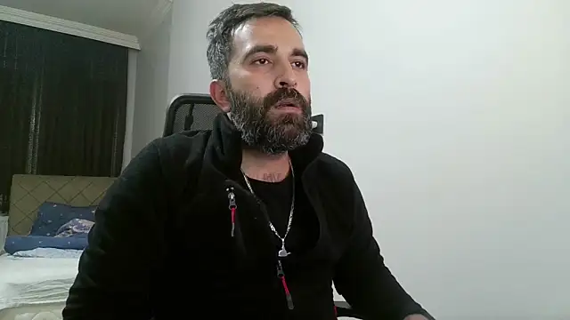 Snapshot of tgltplsr chatting on February 26, 2025, 11:30 pm tgltplsr online show from February 26, 2025, 11:30 pm