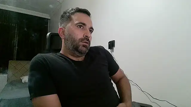 Snapshot of tgltplsr chatting on September 9, 2025, 9:24 pm tgltplsr online show from September 9, 2025, 9:24 pm