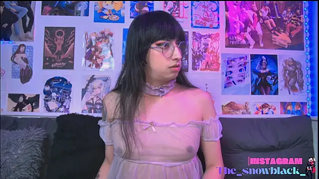 Snapshot of snowblack_ chatting on February 13, 2026, 5:24 pm snowblack online show from February 13, 2026, 5:24 pm