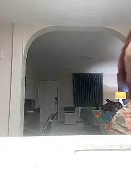 Snapshot of SlimBeenBadd1981 chatting on October 8, 2025, 4:25 am SlimBeenBadd1981 online show from October 8, 2025, 4:25 am