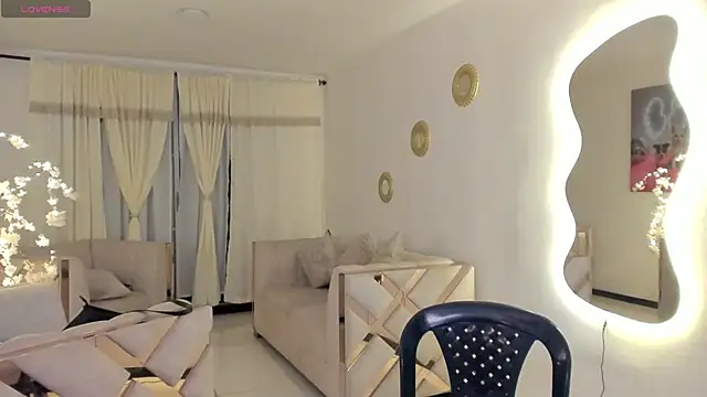 LunaBaker-1 online show from February 15, 2026, 7:51 am