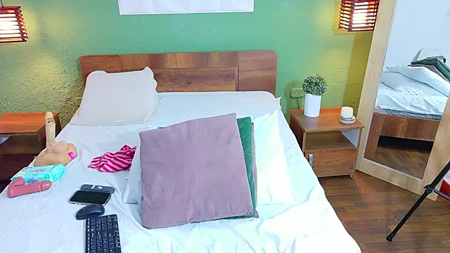 Snapshot of dannaahbrown chatting on October 18, 2025, 7:27 pm dannaahbrown online show from October 18, 2025, 7:27 pm