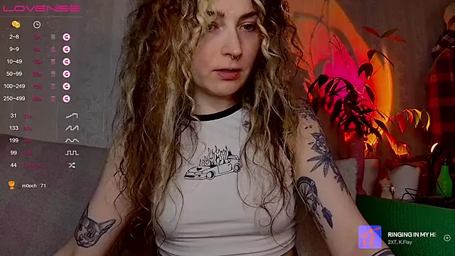 Snapshot of IttyKitty chatting on May 20, 2026, 11:46 pm IttyKitty online show from May 20, 2026, 11:46 pm