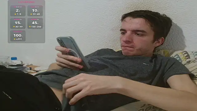 Tombgy07 online show from February 12, 2026, 8:41 pm