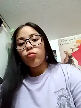 Snapshot of persefone_core chatting on December 25, 2024, 5:58 am persefone core online show from December 25, 2024, 5:58 am