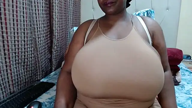 Snapshot of CHOCOLATEDARKBUSTYX chatting on June 25, 2026, 8:25 pm CHOCOLATEDARKBUSTYX online show from June 25, 2026, 8:25 pm