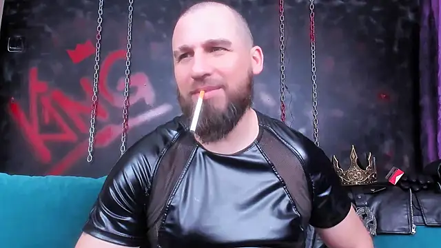 ArmandoSteel4u online show from November 28, 2025, 11:05 pm