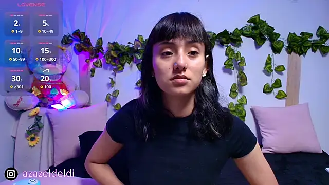 tati cardenas online show from November 7, 2025, 5:12 am