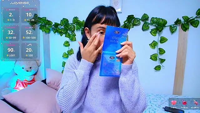 tati cardenas online show from September 17, 2025, 4:36 am