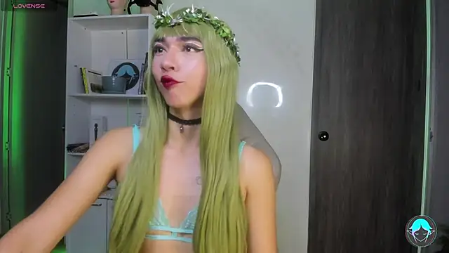 Snapshot of sofi_elfqueen chatting on March 2, 2025, 12:20 am sofi elfqueen online show from March 2, 2025, 12:20 am