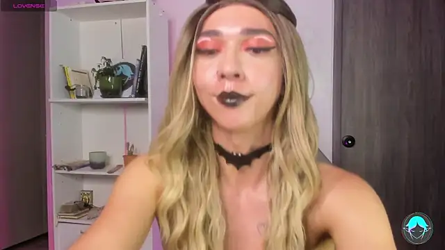 Snapshot of sofi_elfqueen chatting on February 19, 2025, 2:55 am sofi elfqueen online show from February 19, 2025, 2:55 am