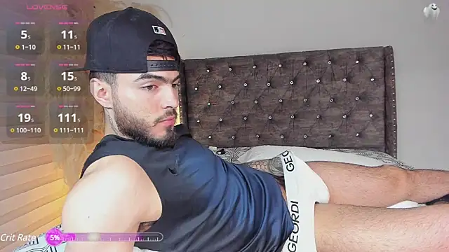 Snapshot of Paulwolf69 chatting on December 4, 2024, 5:10 am Paulwolf69 online show from December 4, 2024, 5:10 am