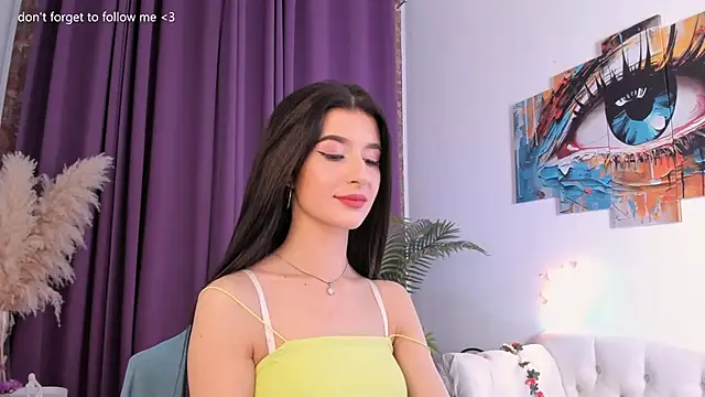 Snapshot of LauraCoy chatting on November 25, 2025, 8:42 pm LauraCoy online show from November 25, 2025, 8:42 pm