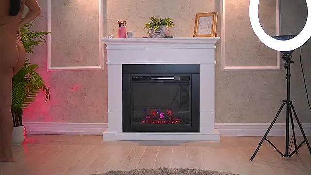 Abbela White online show from September 20, 2025, 6:07 am