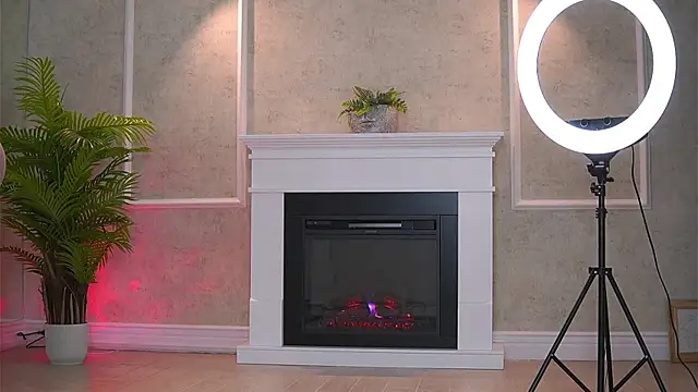 Abbela White online show from September 22, 2025, 5:57 am